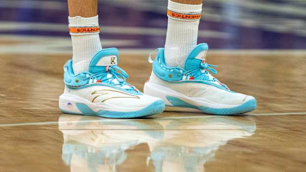 View of Klay Thompson's white and blue shoes.